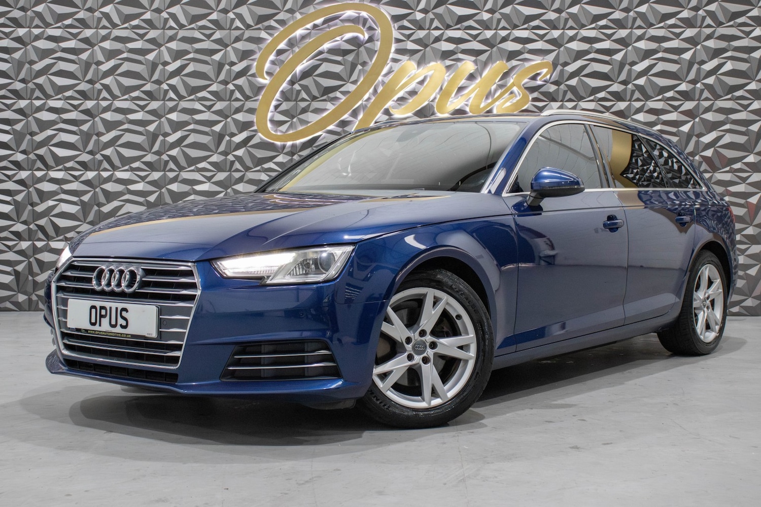 Used Audi A4 2017 for sale - 77251348: Photo 10