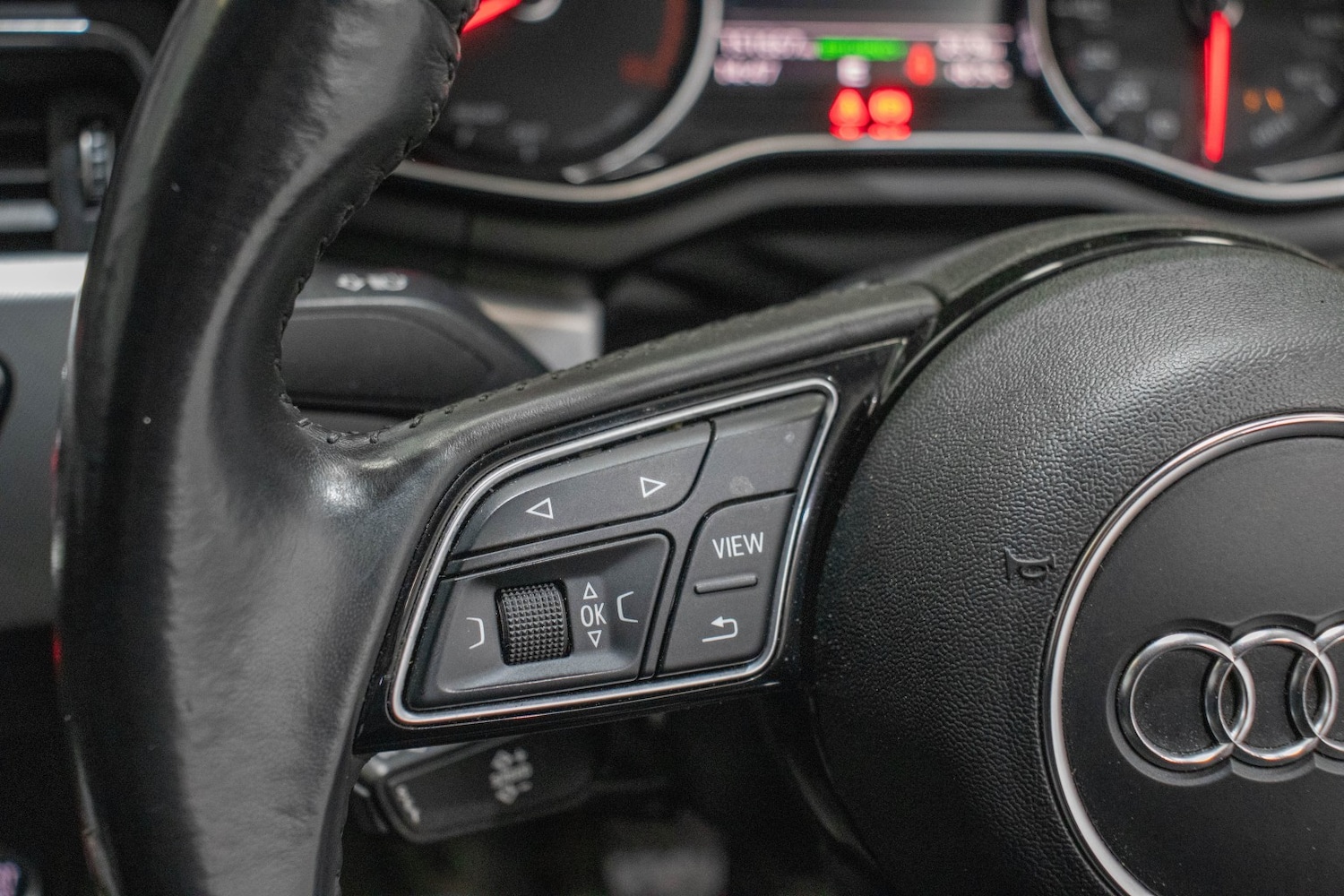 Used Audi A4 2017 for sale - 77251348: Photo 24