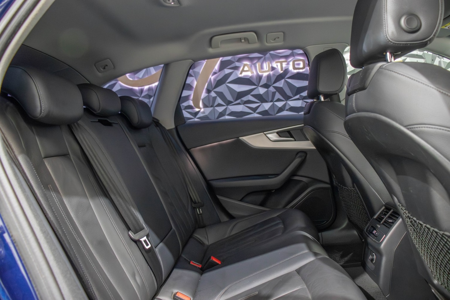 Used Audi A4 2017 for sale - 77251348: Photo 28