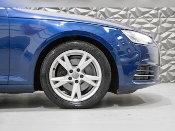 Used Audi A4 2017 for sale - 77251348: Photo