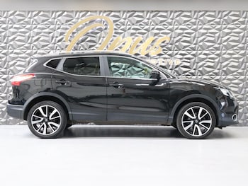 Used Nissan Qashqai 2017 for sale - 76252991: Photo 2