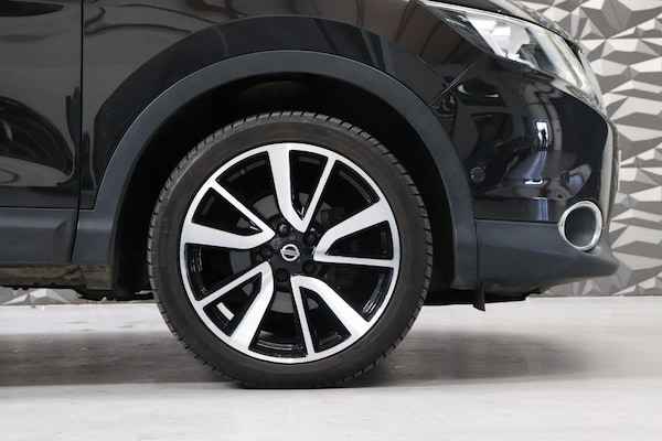 Used Nissan Qashqai 2017 for sale - 76252991: Photo 3