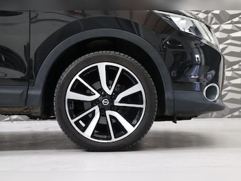 Used Nissan Qashqai 2017 for sale - 76252991: Photo 3