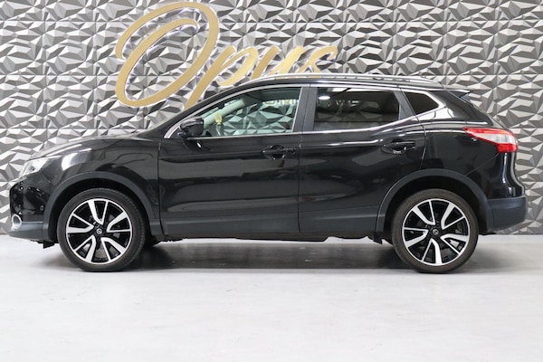Used Nissan Qashqai 2017 for sale - 76252991: Photo 9