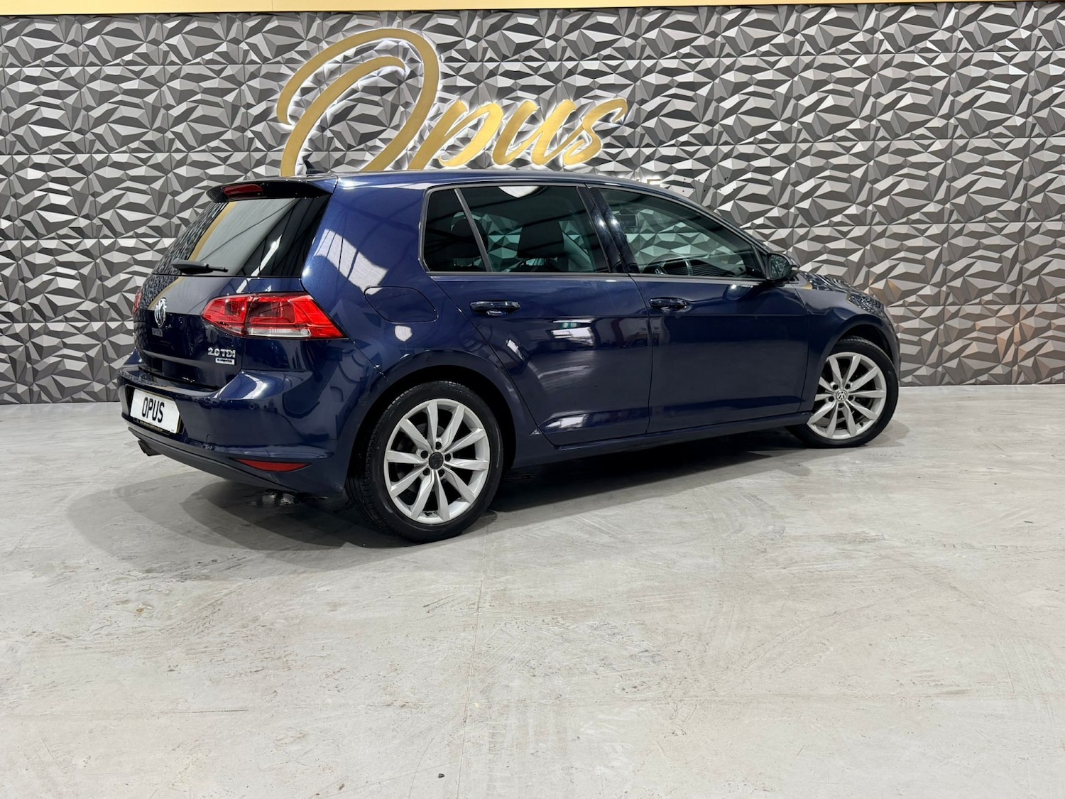 Used Volkswagen Golf 2014 for sale - 77277337: Photo 4