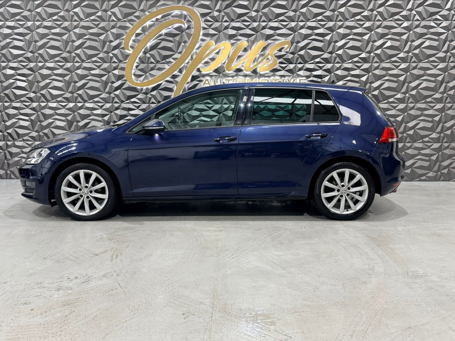 Used Volkswagen Golf 2014 for sale - 77277337: Photo 7