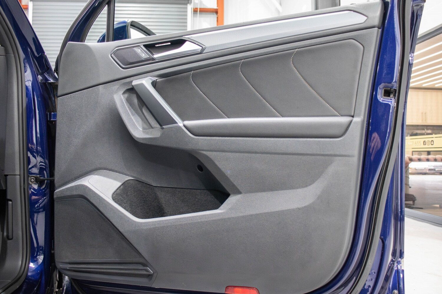 Used Volkswagen Tiguan 2017 for sale - 77542638: Photo 10