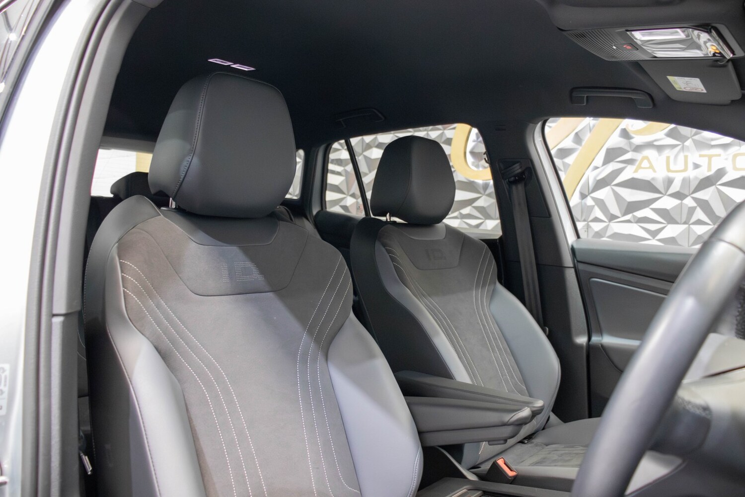 Used Volkswagen ID.4 2024 for sale - 77542646: Photo 12