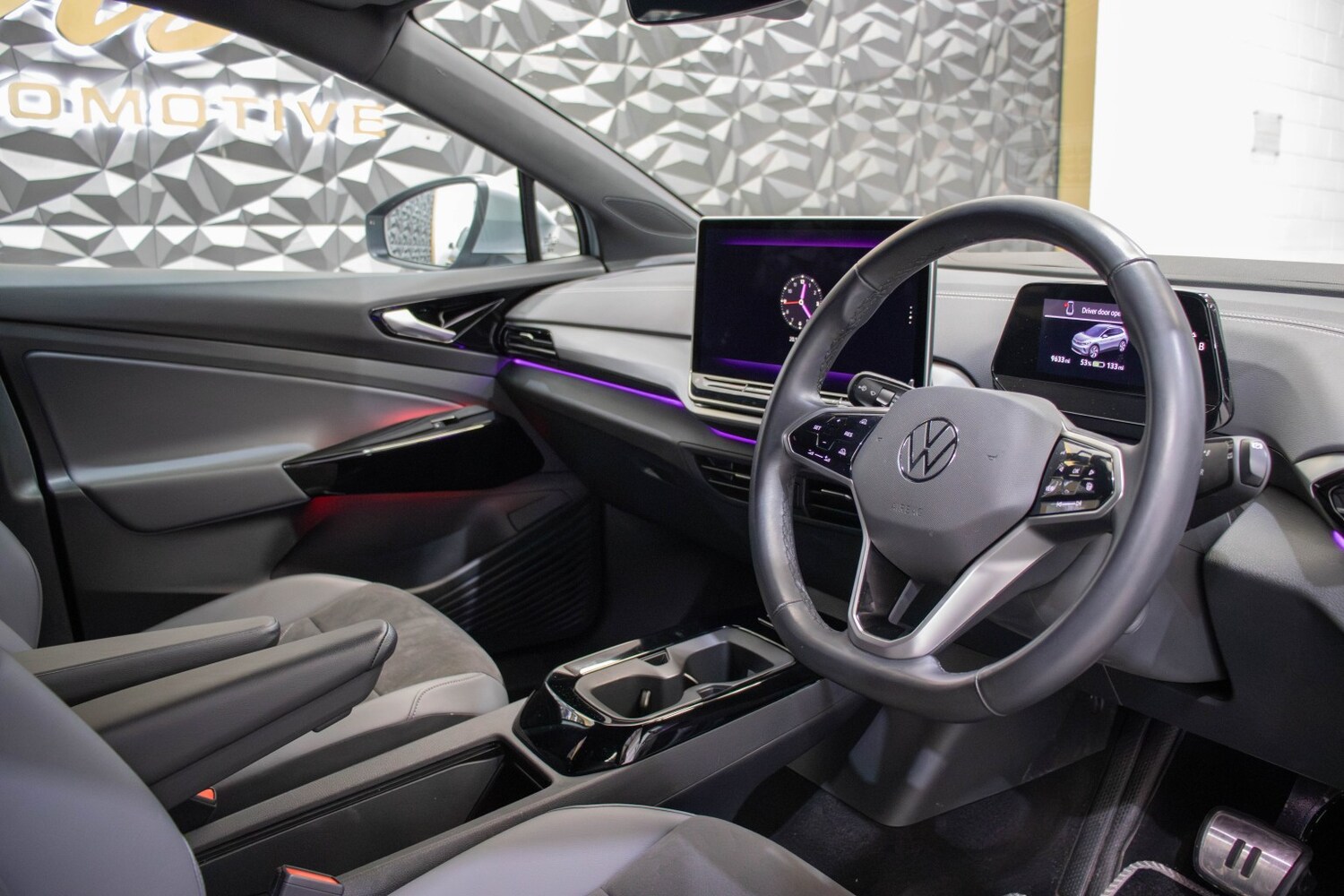 Used Volkswagen ID.4 2024 for sale - 77542646: Photo 14