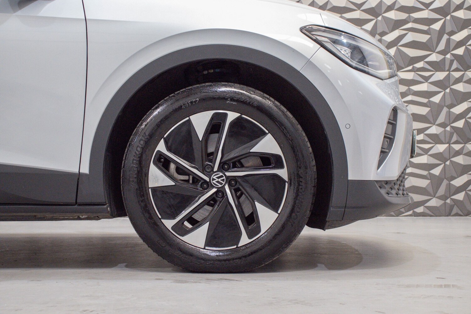 Used Volkswagen ID.4 2024 for sale - 77542646: Photo 3