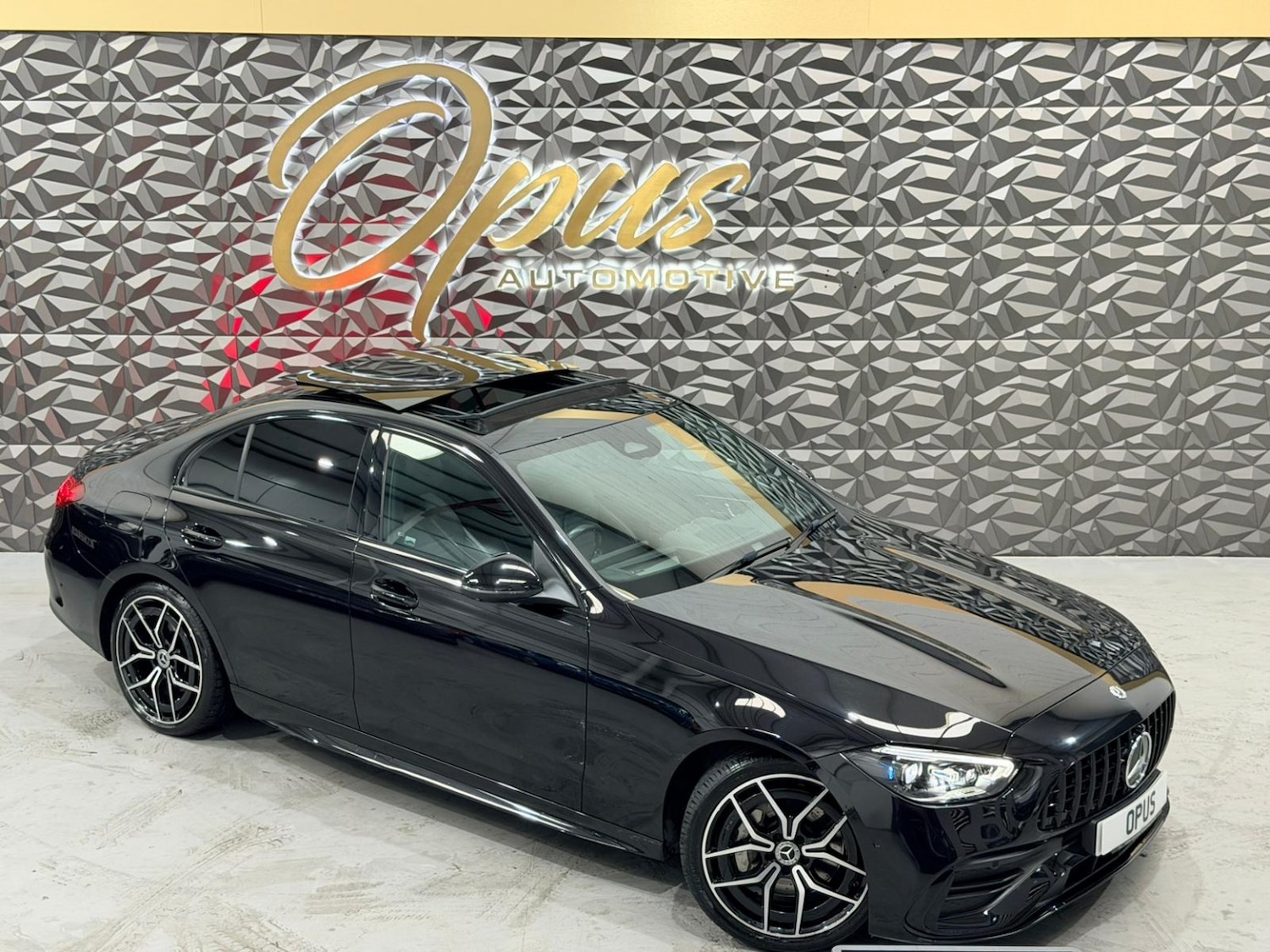 Used Mercedes-Benz C Class 2023 for sale - 76369375: Photo 12