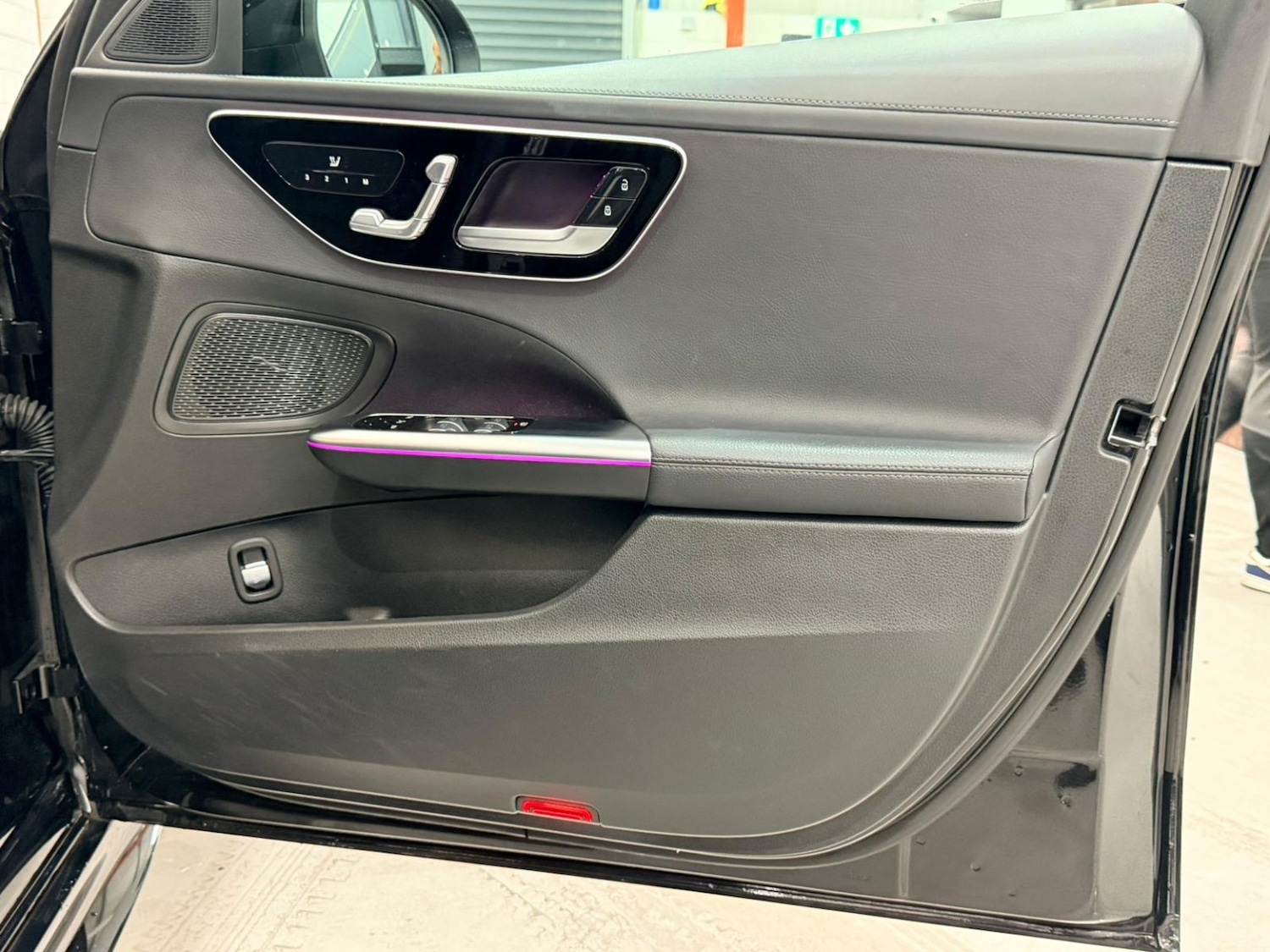 Used Mercedes-Benz C Class 2023 for sale - 76369375: Photo 14