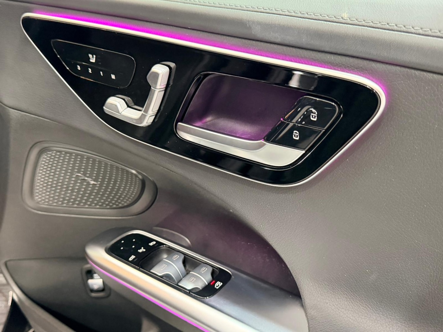 Used Mercedes-Benz C Class 2023 for sale - 76369375: Photo 15