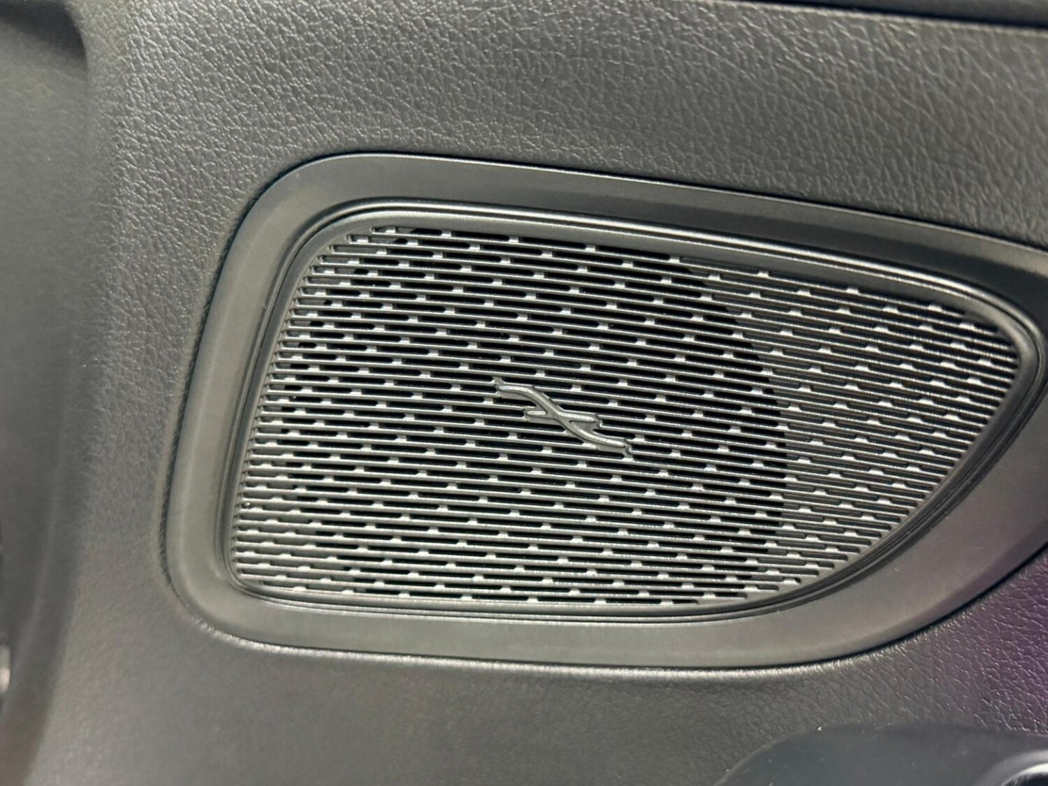 Used Mercedes-Benz C Class 2023 for sale - 76369375: Photo 16