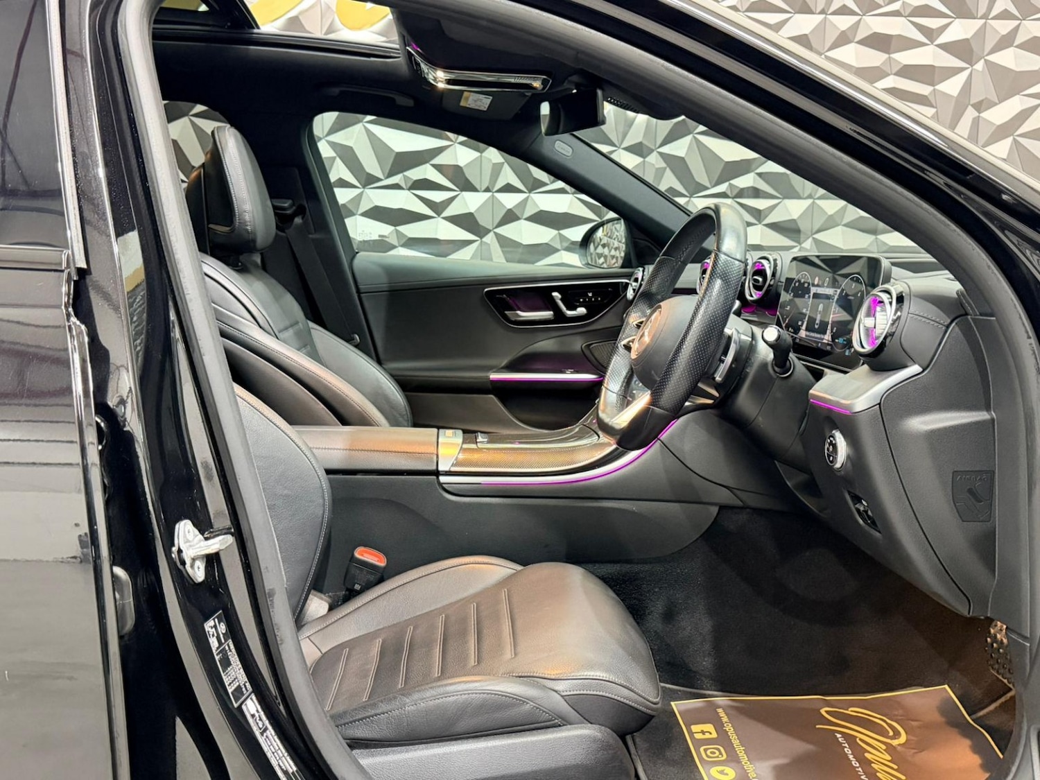 Used Mercedes-Benz C Class 2023 for sale - 76369375: Photo 17