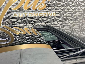 Used Mercedes-Benz C Class 2023 for sale - 76369375: Photo