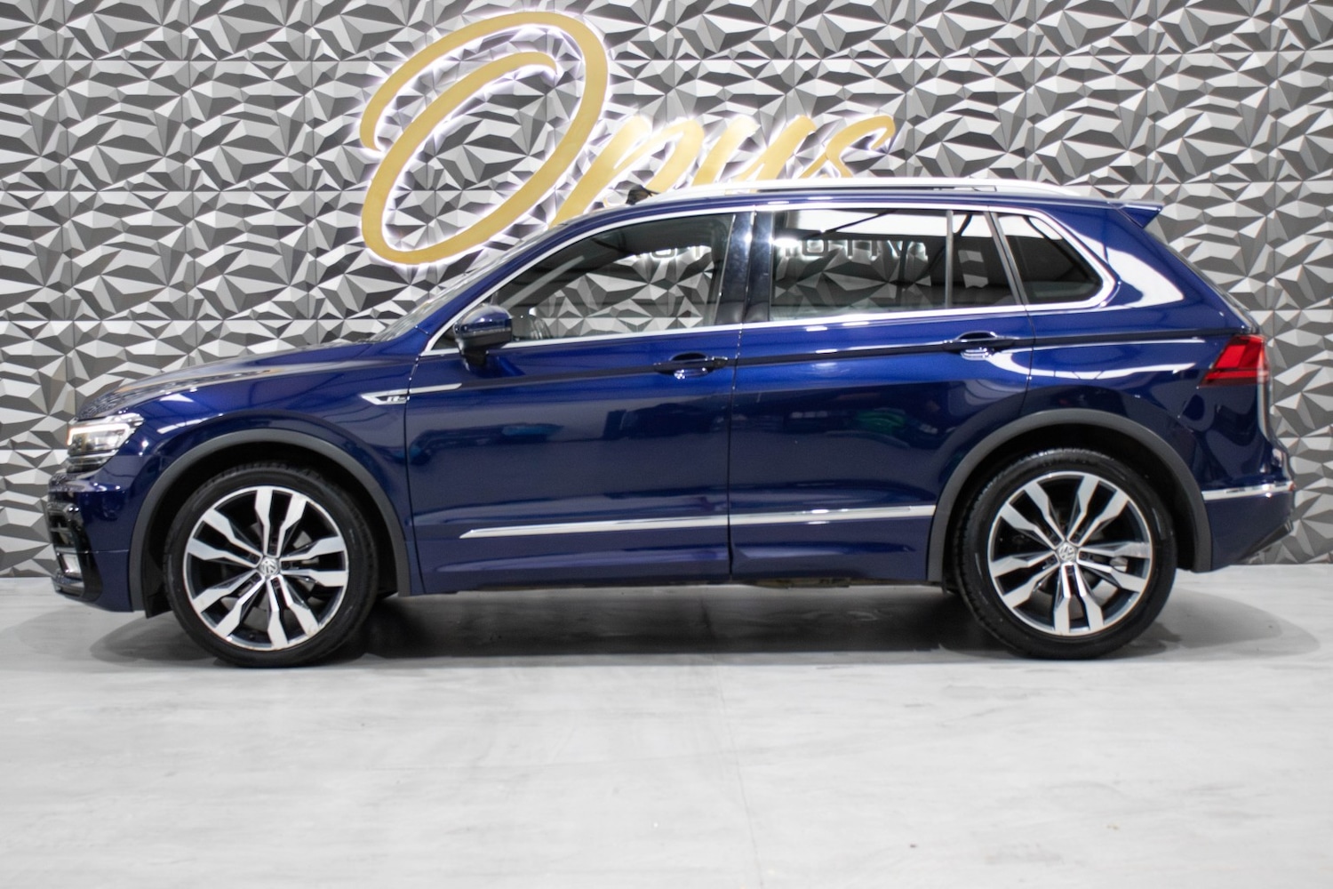 Used Volkswagen Tiguan 2017 for sale - 76863821: Photo 7