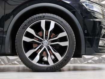 Used Volkswagen Tiguan 2018 for sale - 75160449: Photo