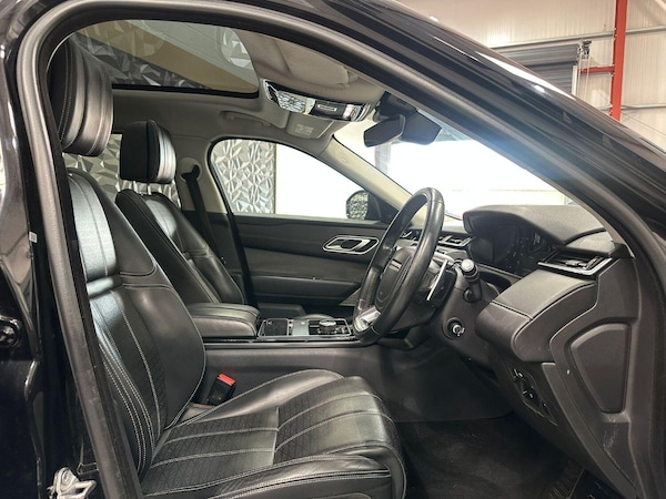 Used Land Rover Range Rover Velar 2017 for sale - 75539035: Photo 11