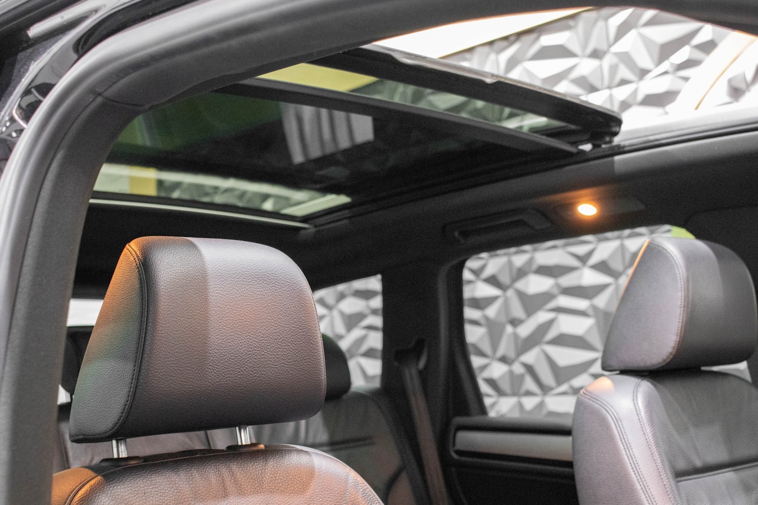 Used Volkswagen Touareg 2013 for sale - 77107728: Photo 13