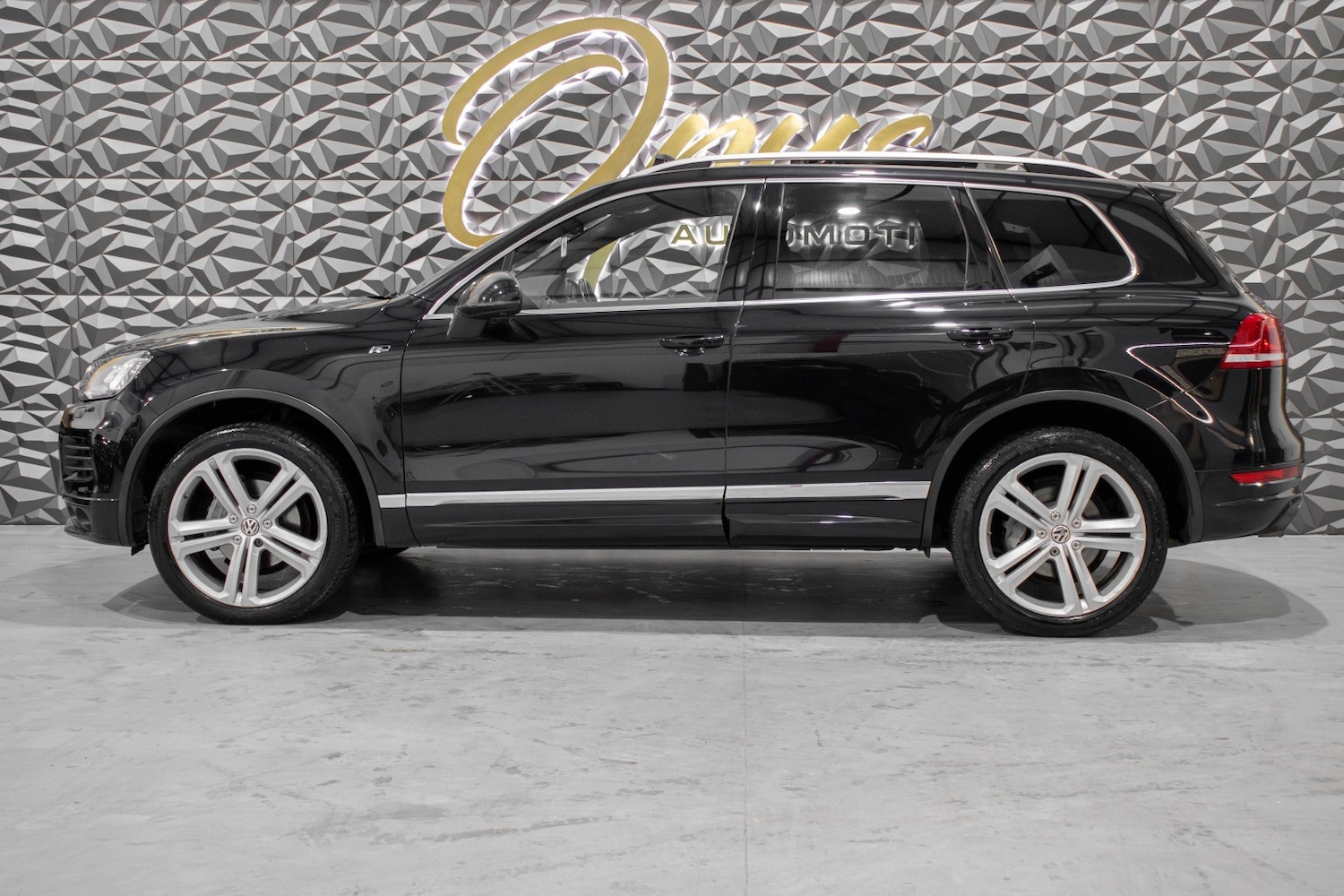 Used Volkswagen Touareg 2013 for sale - 77107728: Photo 7