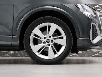 Used Audi Q2 2021 for sale - 77542650: Photo