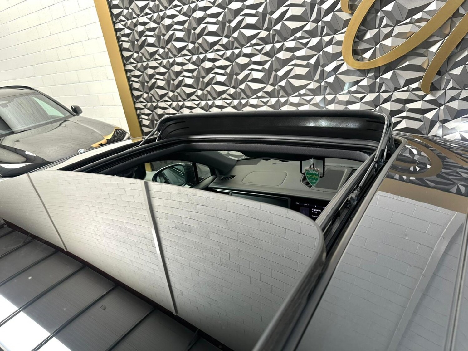 Used Porsche Macan 2019 for sale - 77542642: Photo 10