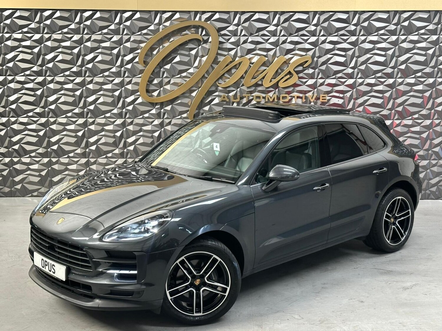 Used Porsche Macan 2019 for sale - 77542642: Photo 11