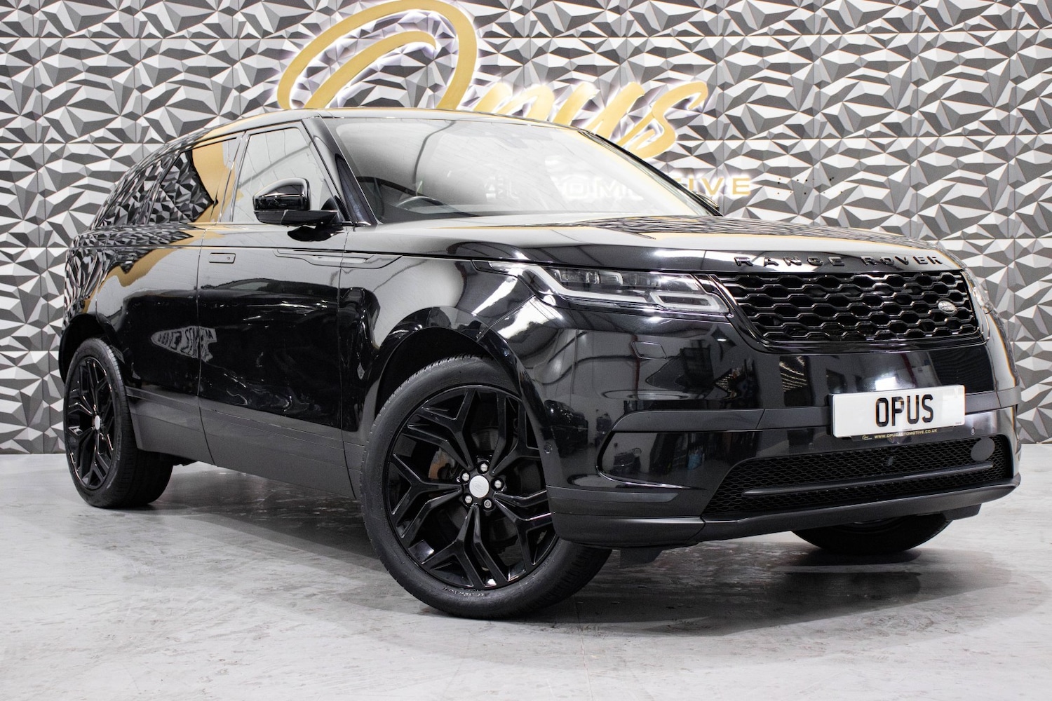 Used Land Rover Range Rover Velar 2017 for sale - 76571141: Photo 1