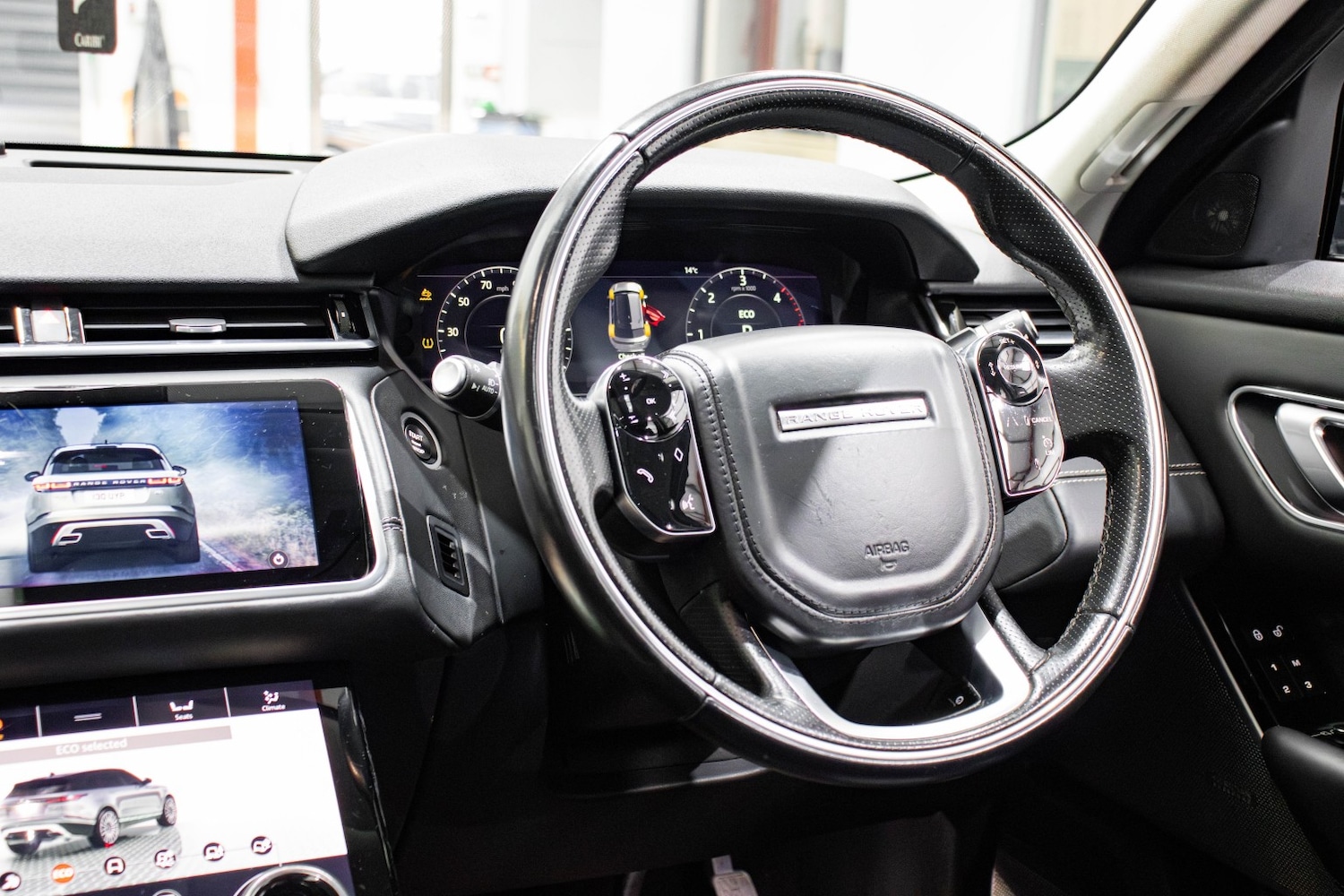 Used Land Rover Range Rover Velar 2017 for sale - 76571141: Photo 22