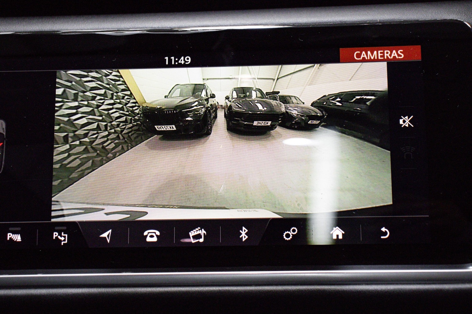 Used Land Rover Range Rover Velar 2017 for sale - 76571141: Photo 25