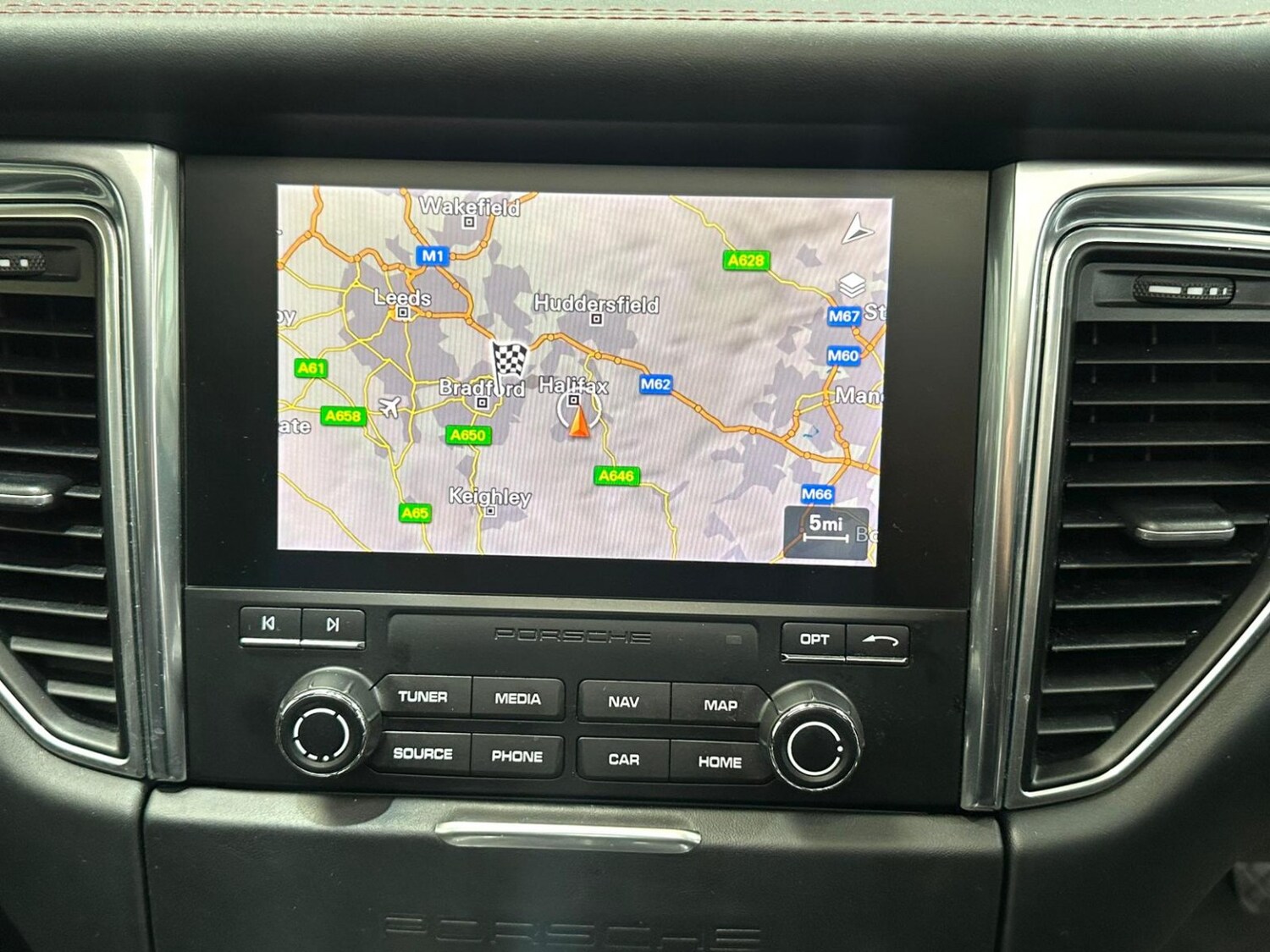 Used Porsche Macan 2016 for sale - 77542649: Photo 20