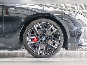 Used BMW 5 Series 2023 for sale - 75074345: Photo