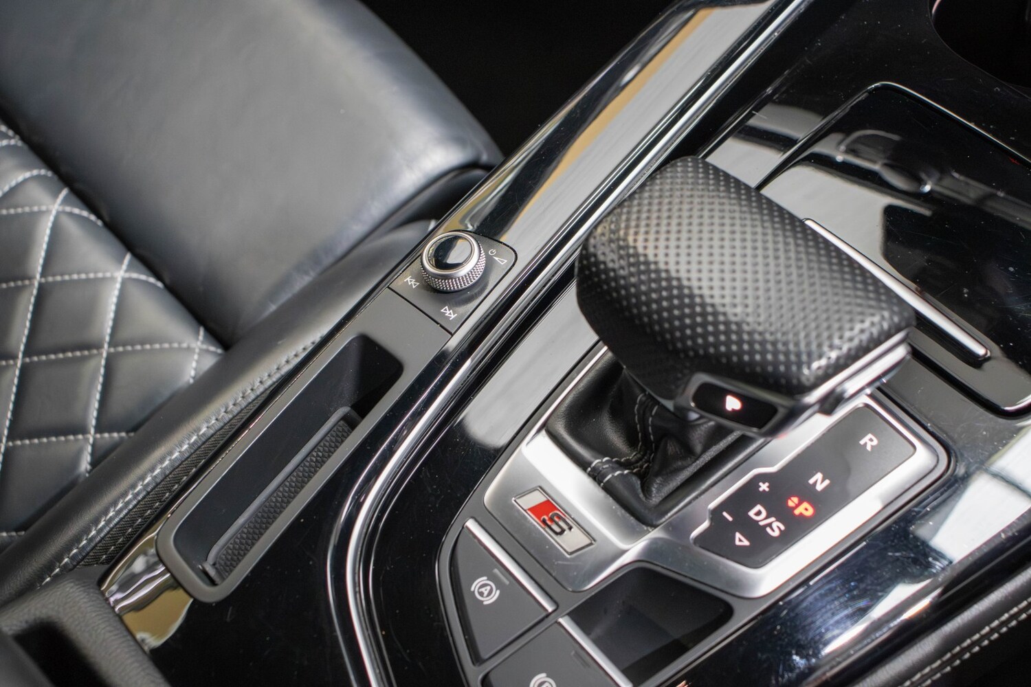 Used Audi A4 2020 for sale - 77542648: Photo 19