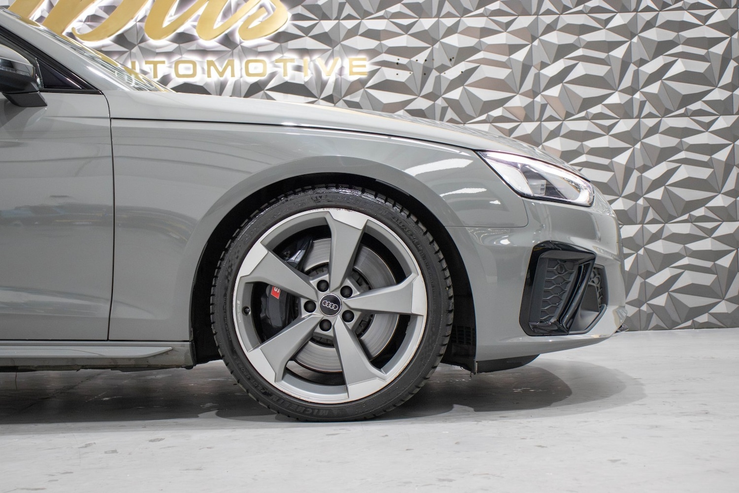 Used Audi A4 2020 for sale - 77542648: Photo 3