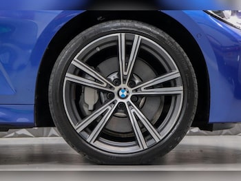Used BMW 3 Series 2019 for sale - 75338172: Photo