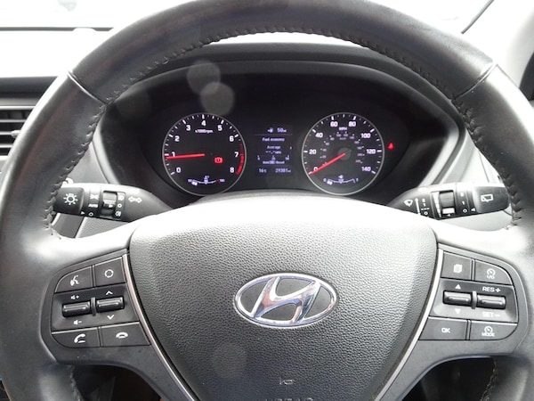 Used Hyundai i20 2020 for sale - 76215449: Photo 10