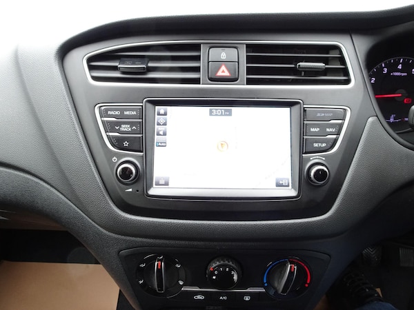 Used Hyundai i20 2020 for sale - 76215449: Photo 11