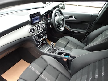 Used Mercedes-Benz GLA 2019 for sale - 76109396: Photo