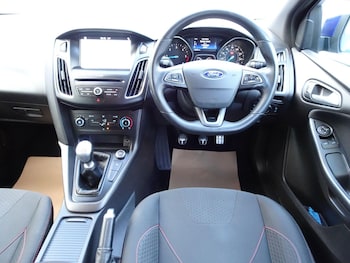 Used Ford Focus 2018 for sale - 76012104: Photo