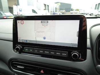 Used Hyundai KONA 2021 for sale - 76314526: Photo