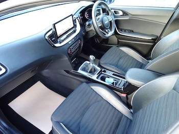 Used Kia Pro Ceed 2022 for sale - 76013527: Photo