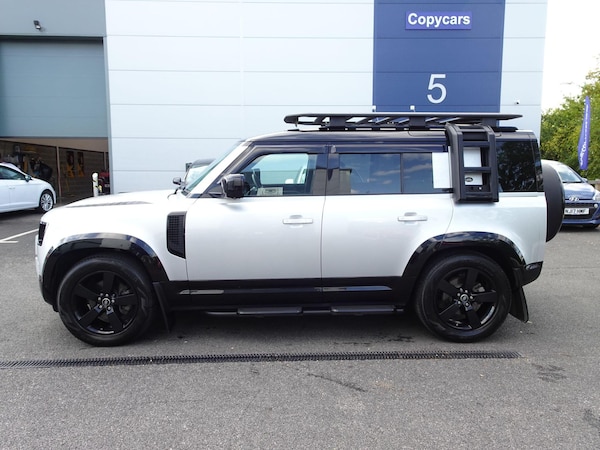 Used Land Rover Defender 110 2020 for sale - 76137827: Photo 14