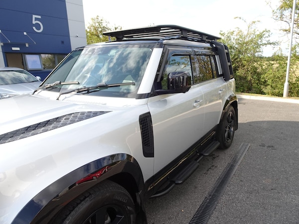 Used Land Rover Defender 110 2020 for sale - 76137827: Photo 28