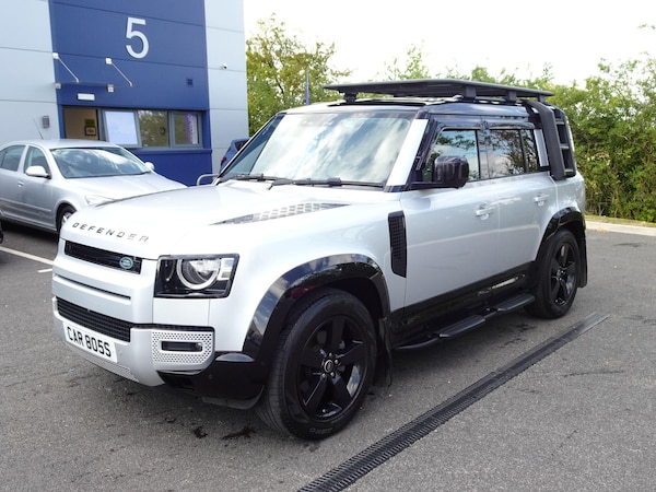 Used Land Rover Defender 110 2020 for sale - 76137827: Photo 9