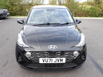 Used Hyundai i10 2021 for sale - 76360579: Photo