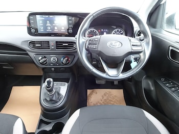 Used Hyundai i10 2022 for sale - 75995188: Photo