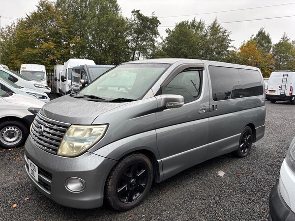 Used Nissan Elgrand 2019 for sale - 76194253: Photo 2