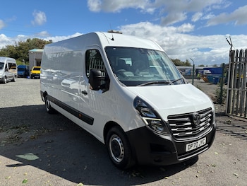 Vauxhall - Movano