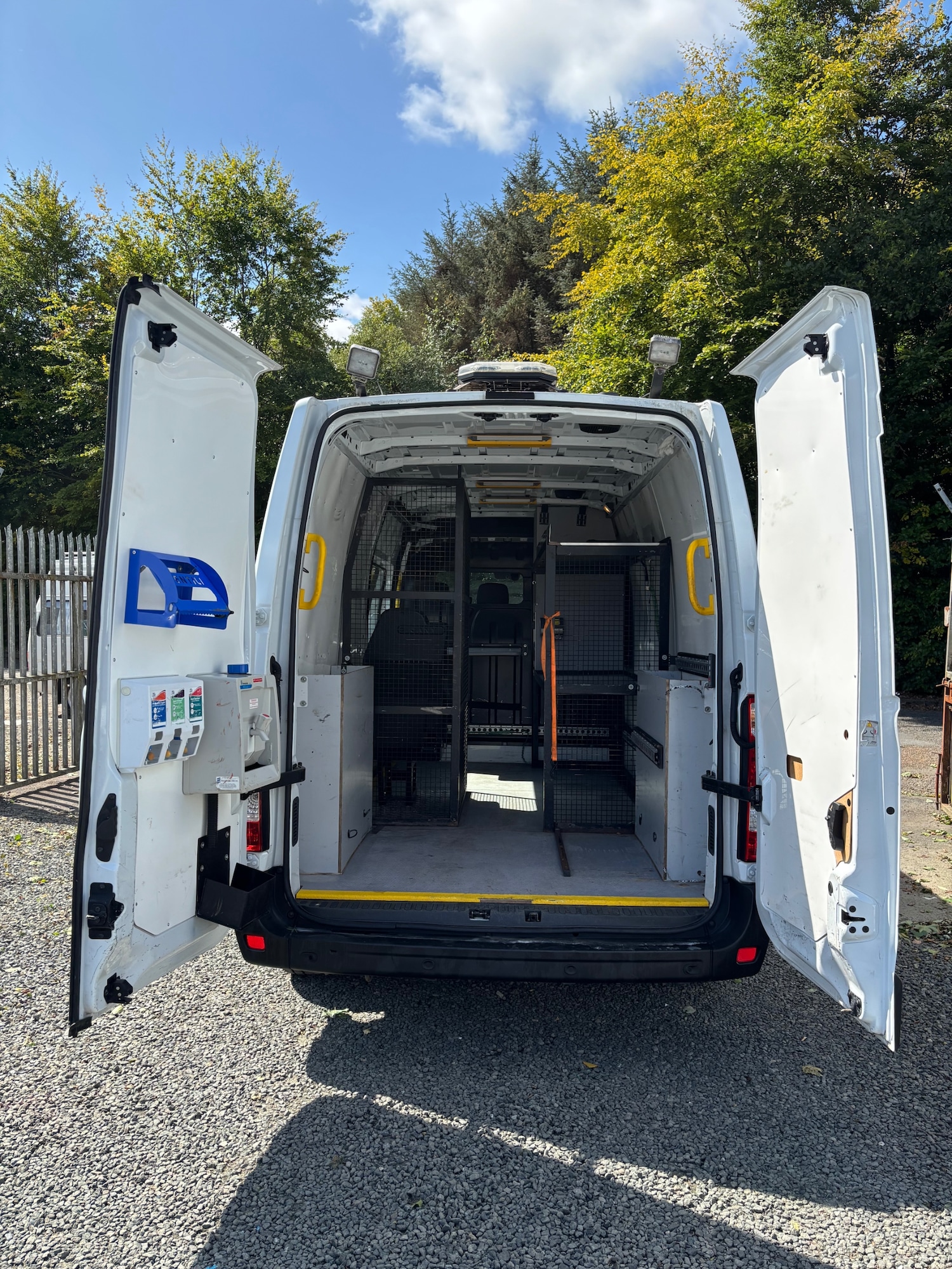 Vehicle 21